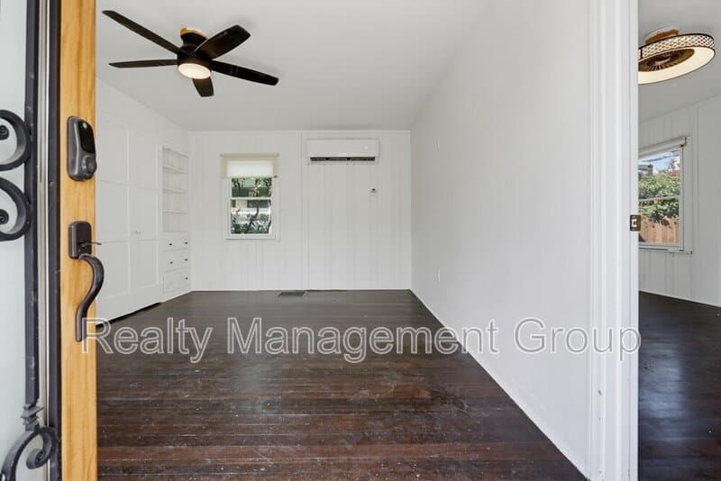 San Diego Condo: 4469 Cleveland Avenue
