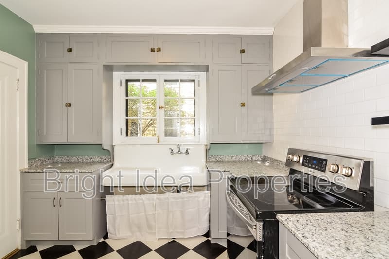 Saint Paul Condo: 969 Saint Clair Avenue - 1