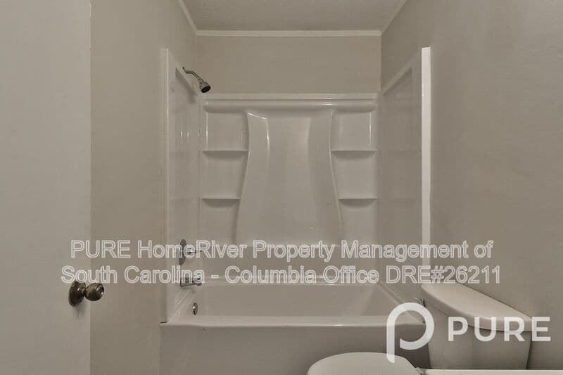 Columbia House: 1017 Rockymount Rd