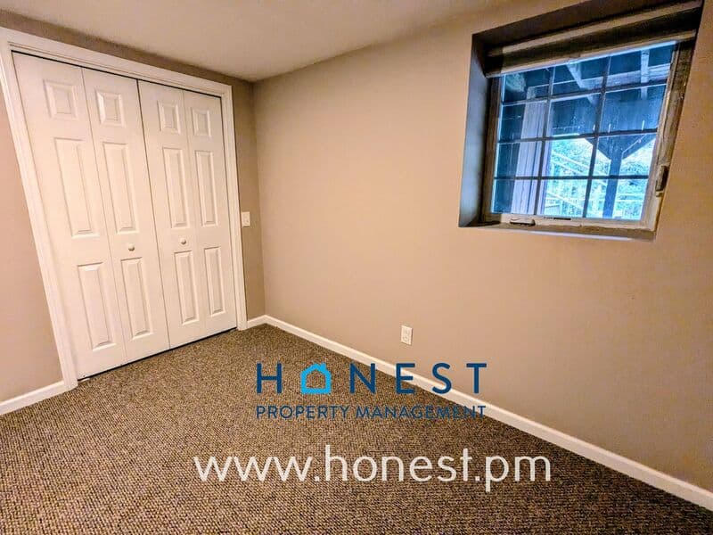 Winslow Condo: 235 South Pond Road