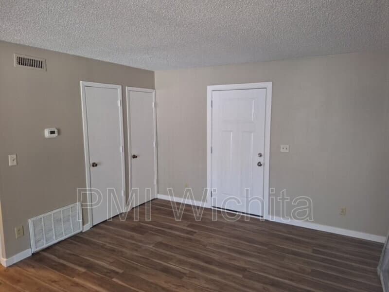 Wichita Townhome: 535 S. Lulu Ave