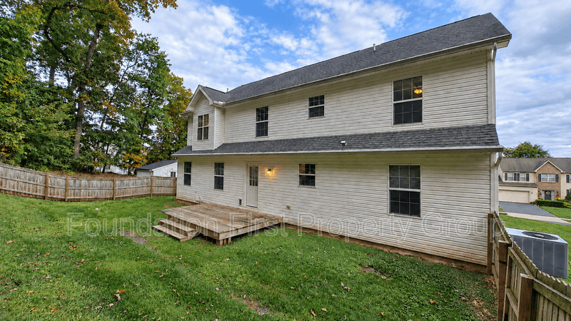 Gettysburg House: 874 Boyds School Rd