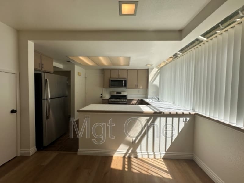 Lake Forest Condo: 26402 Kilkarney  #18