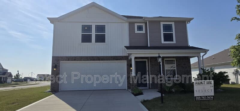 Fort Wayne House: 1396 Livingston Lakes Way