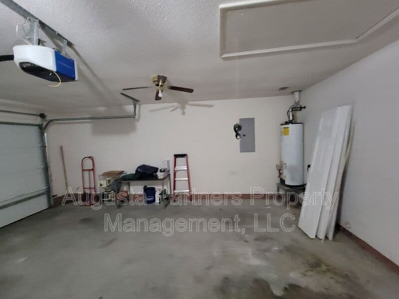 Hephzibah House: 2312 Perot Drive