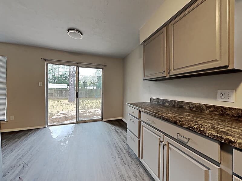 Conroe House: 1321 N 7th St
