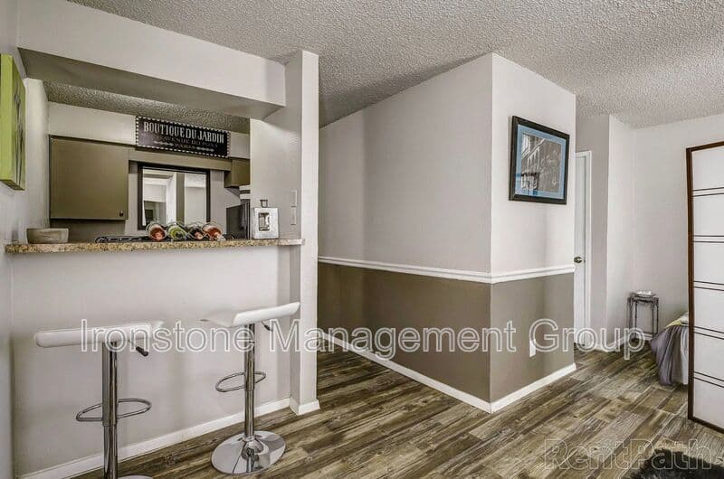 Tulsa House: 5307 E 47th Pl
