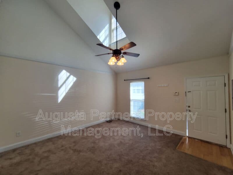 Martinez House: 211 Brook Court