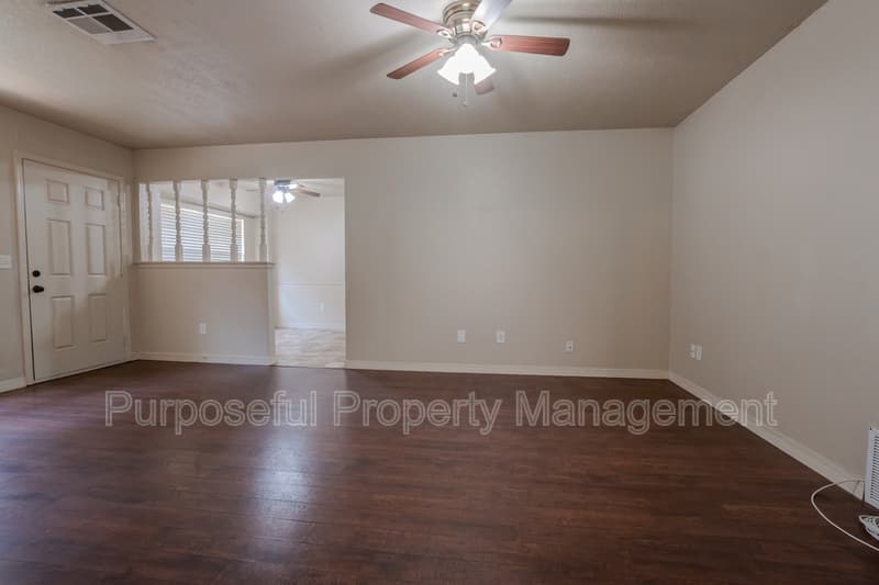 Norman House: 202 Stanton Drive