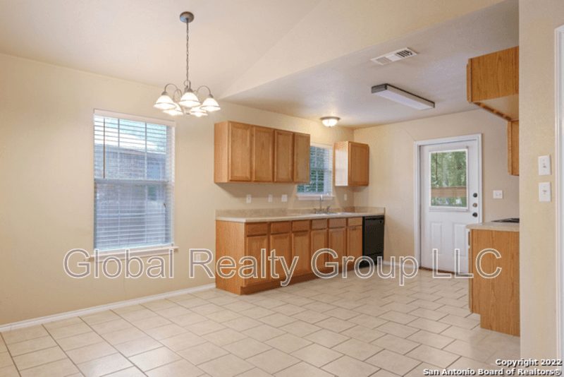 New Braunfels Condo: 280 Rosalie Dr