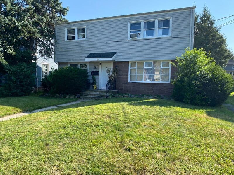 Hackensack Condo: 93 Euclid Ave, 3