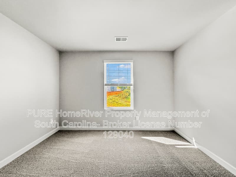 Moore House: 1496 Switchback Cir