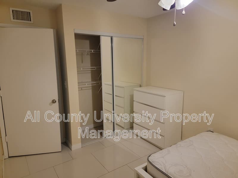 Gainesville Condo: 2601 SW Archer Rd