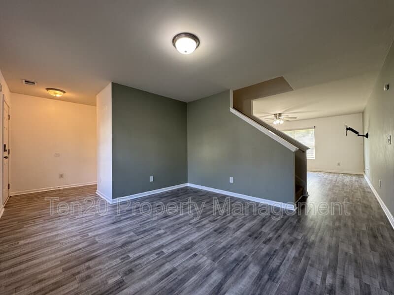 Phenix City House: 318 Irish Lane