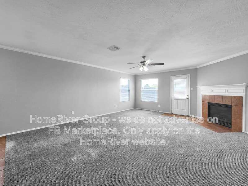 Houston House: 426 Canton Bluff Ln