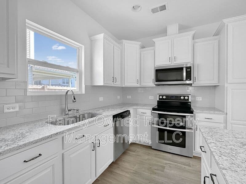 Summerville House: 105 Whimbrel Drive