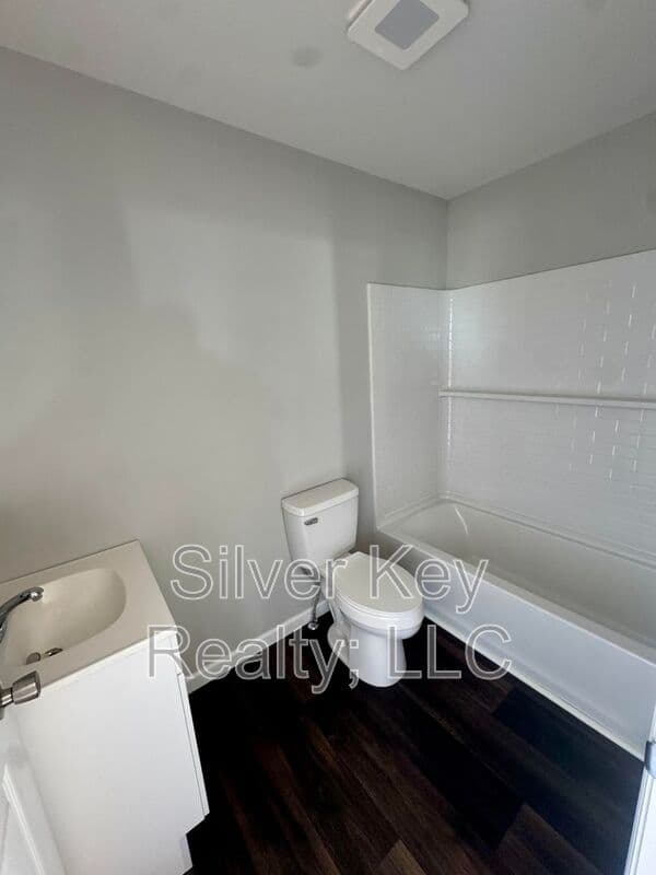 Athens Condo: 3000 Highway 11 S.