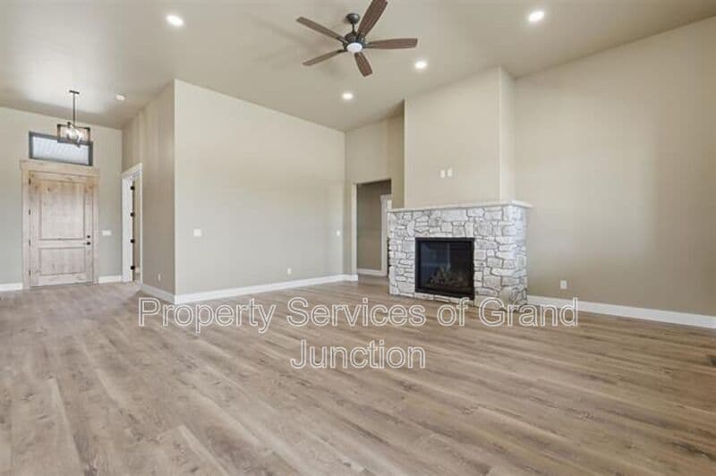 Grand Junction Condo: 1193 22 1/2 Road