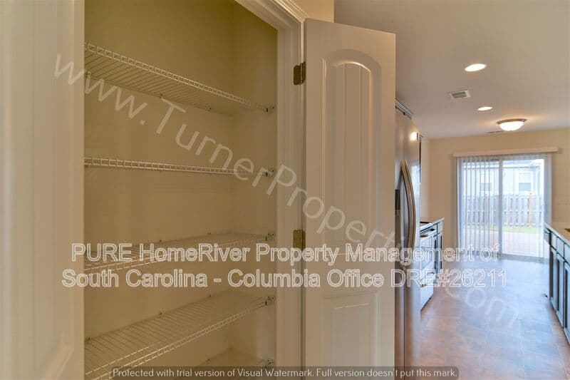 Chapin House: 162 Whispering Oak Ln