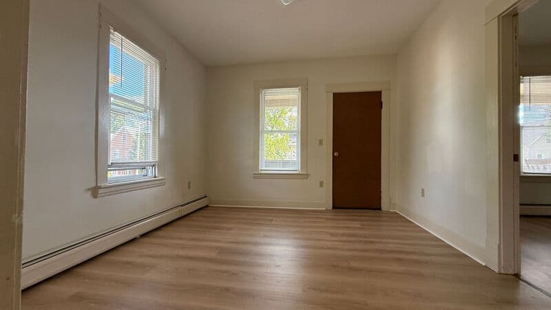 Springfield Condo: 680 Carew St