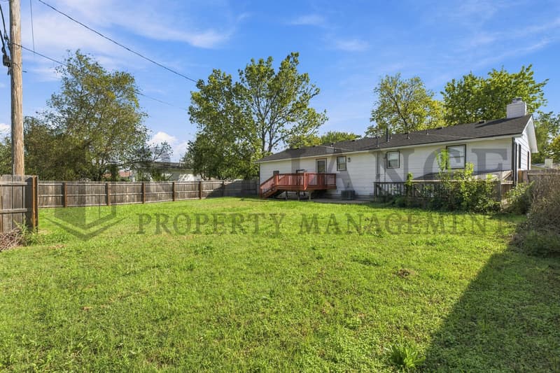 Wichita House: 2726 West Maxwell Avenue