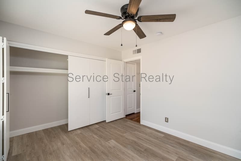 Chandler House: 526 N Pepperwood Ct