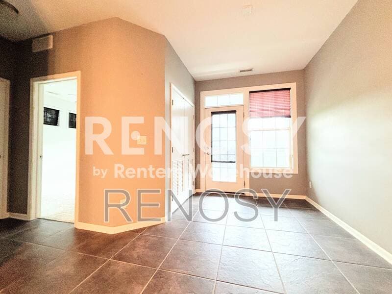West Des Moines Condo: 505 S Granite Way