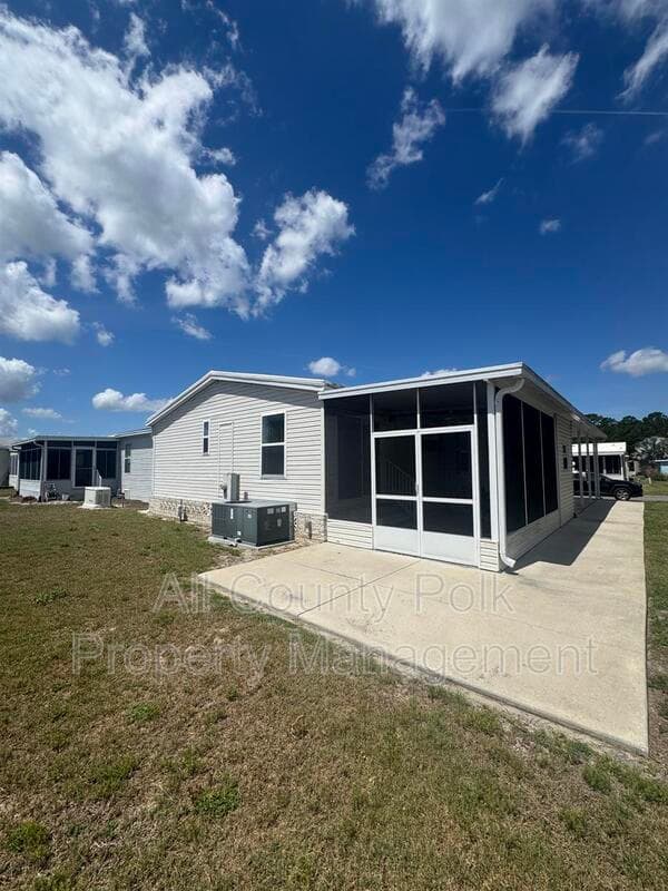 Haines City House: 106 Reineke Rd