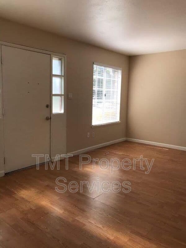 Citrus Heights House: 6503 Donegal Dr