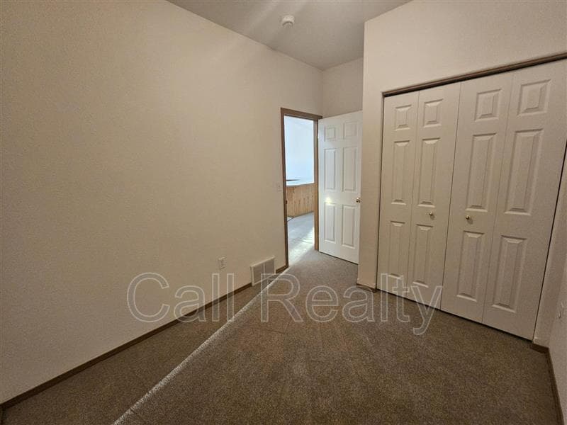 Airway Heights Condo: 823 S Russell St