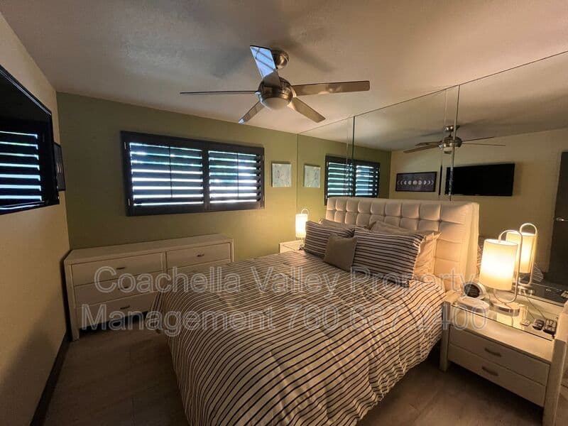Palm Springs Condo: 2821 Los Felices Cir