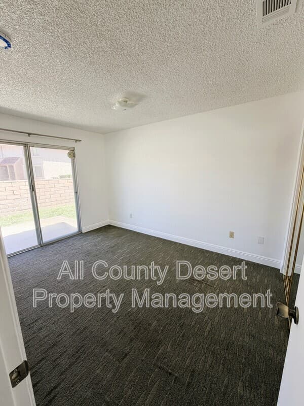 Indio Condo: 82567 Avenue 48