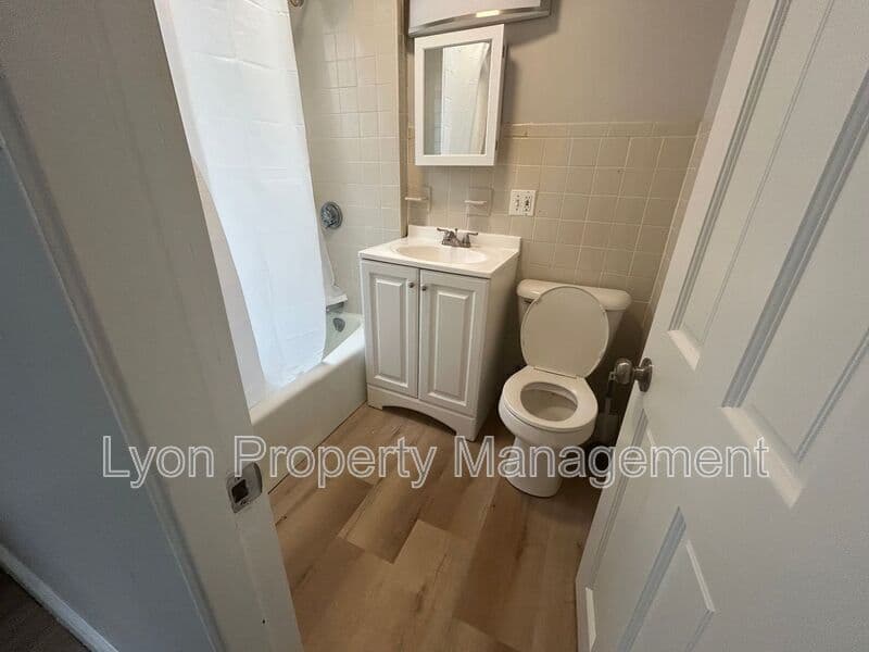 Fairhaven Condo: 415 Main Street