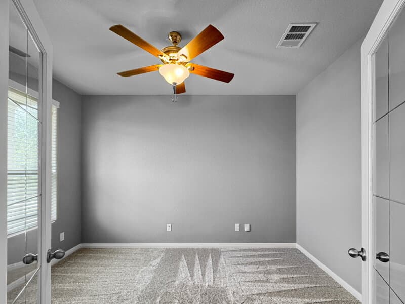 San Antonio House: 11307 Decidedly