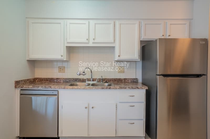 Sun City House: 17230 N Palo Verde Dr