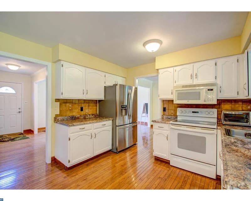 Hockessin House: 25 Winding Hill Drive