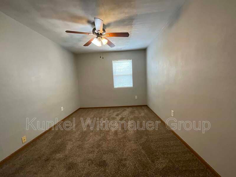 Swansea Condo: 1810-12 Jamestown Road