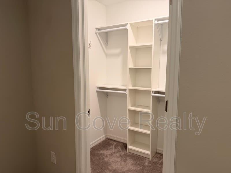 Tampa House: 4114 Romano Busciglio St