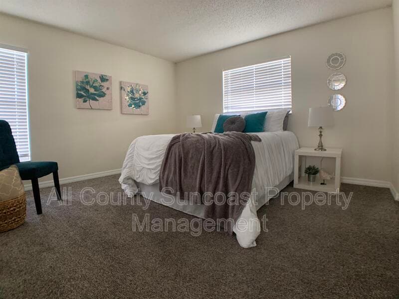 Pinellas Park Condo: 7450 35th St N #1002