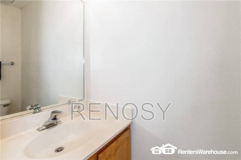Des Moines Townhome: 3701 Brook Ridge Ct