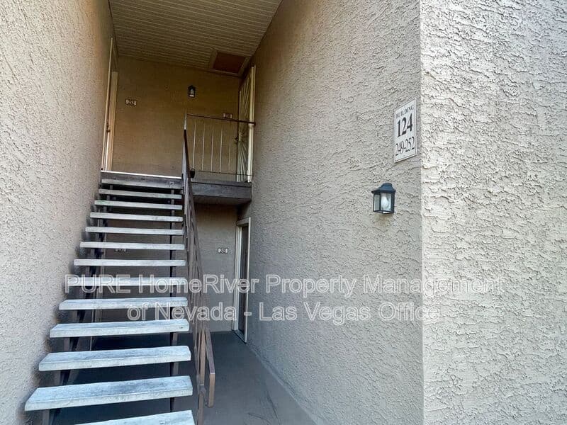 Las Vegas Condo: 5206 River Glen Dr