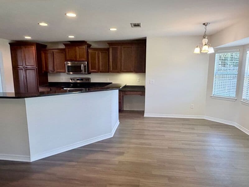 Milton House: 5836 Chi Chi Circle