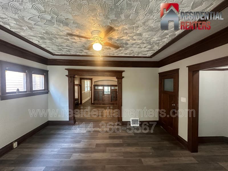 Milwaukee Condo: 3027 N 6th Street