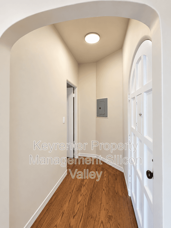 San Jose House: 222 N 3rd St
