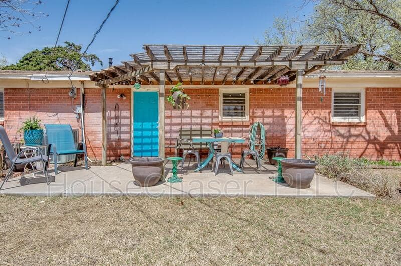 Lubbock House: 4303 45th Street