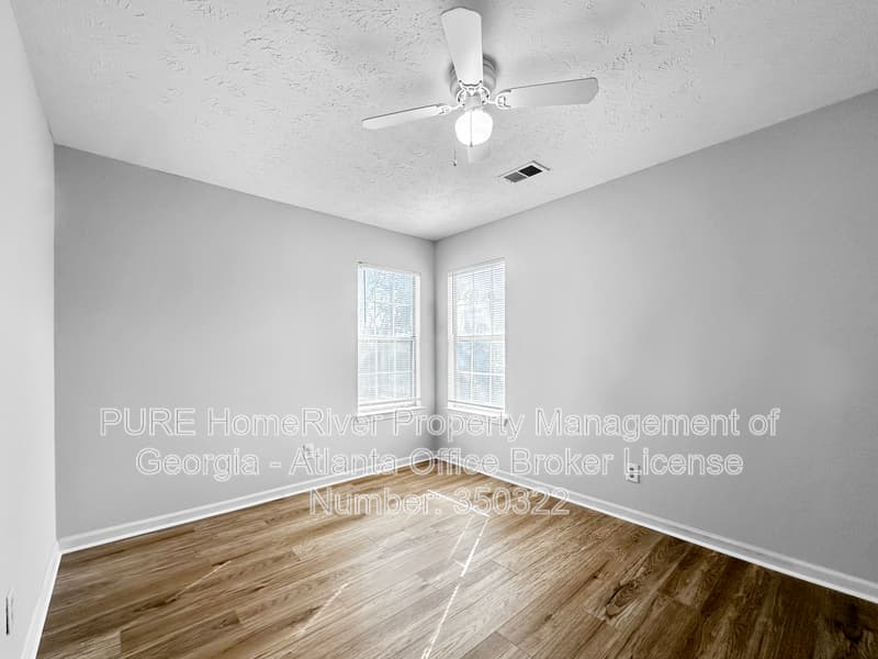 Tucker House: 1174 Pin Oak Dr