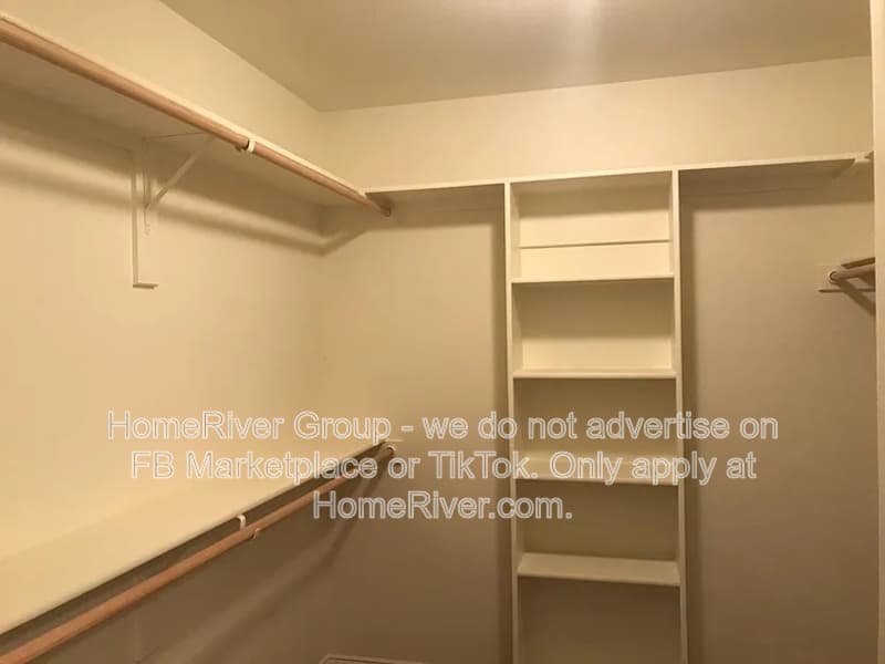 Sherman House: 3017 N Hickory St