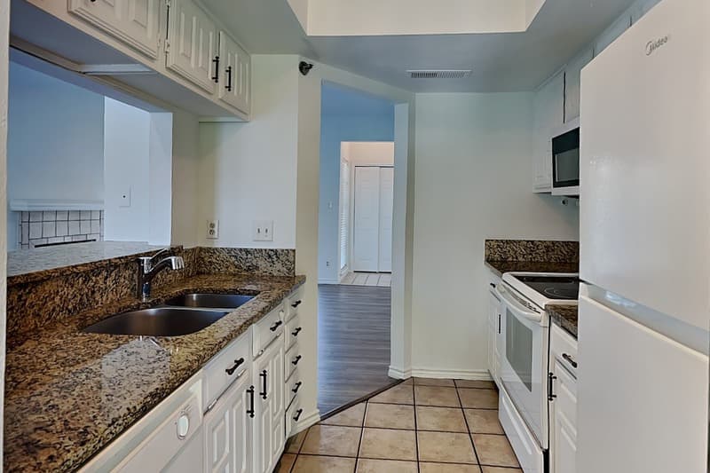 Dallas Condo: 3105 San Jacinto St