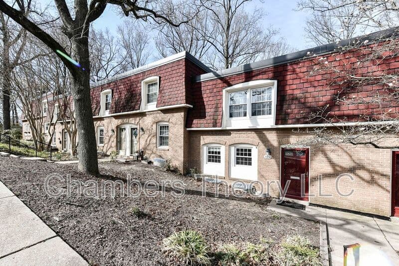 Springfield Condo: 5910 Prince James Dr
