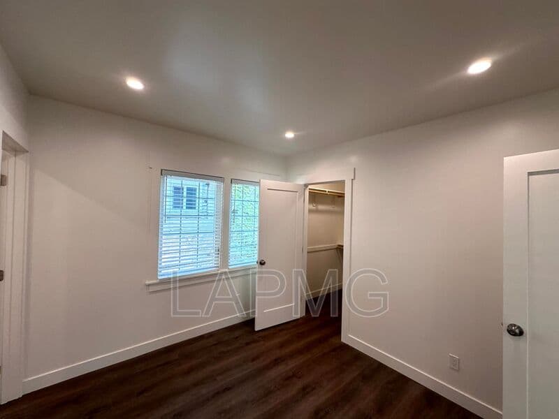 Los Angeles House: 1460 Ricardo St.